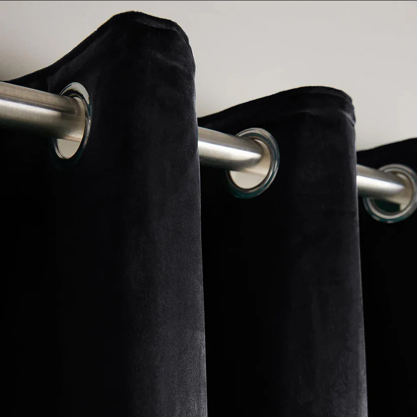 Black Plain Velvet Curtains(Two panels) - Image 2