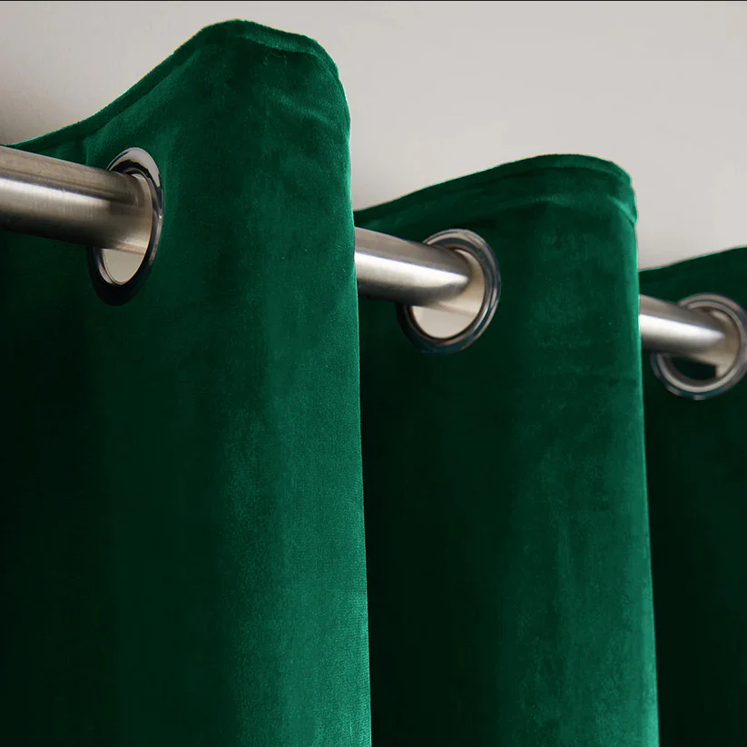 Green Plain Velvet Curtains(Two panels) - Image 2